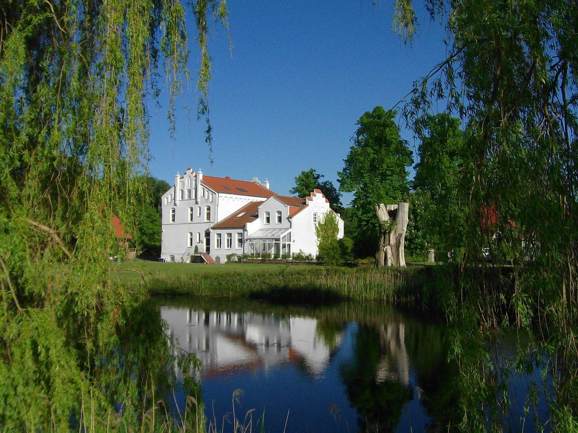 Ferienanlage Gutshaus Gramkow Экстерьер фото